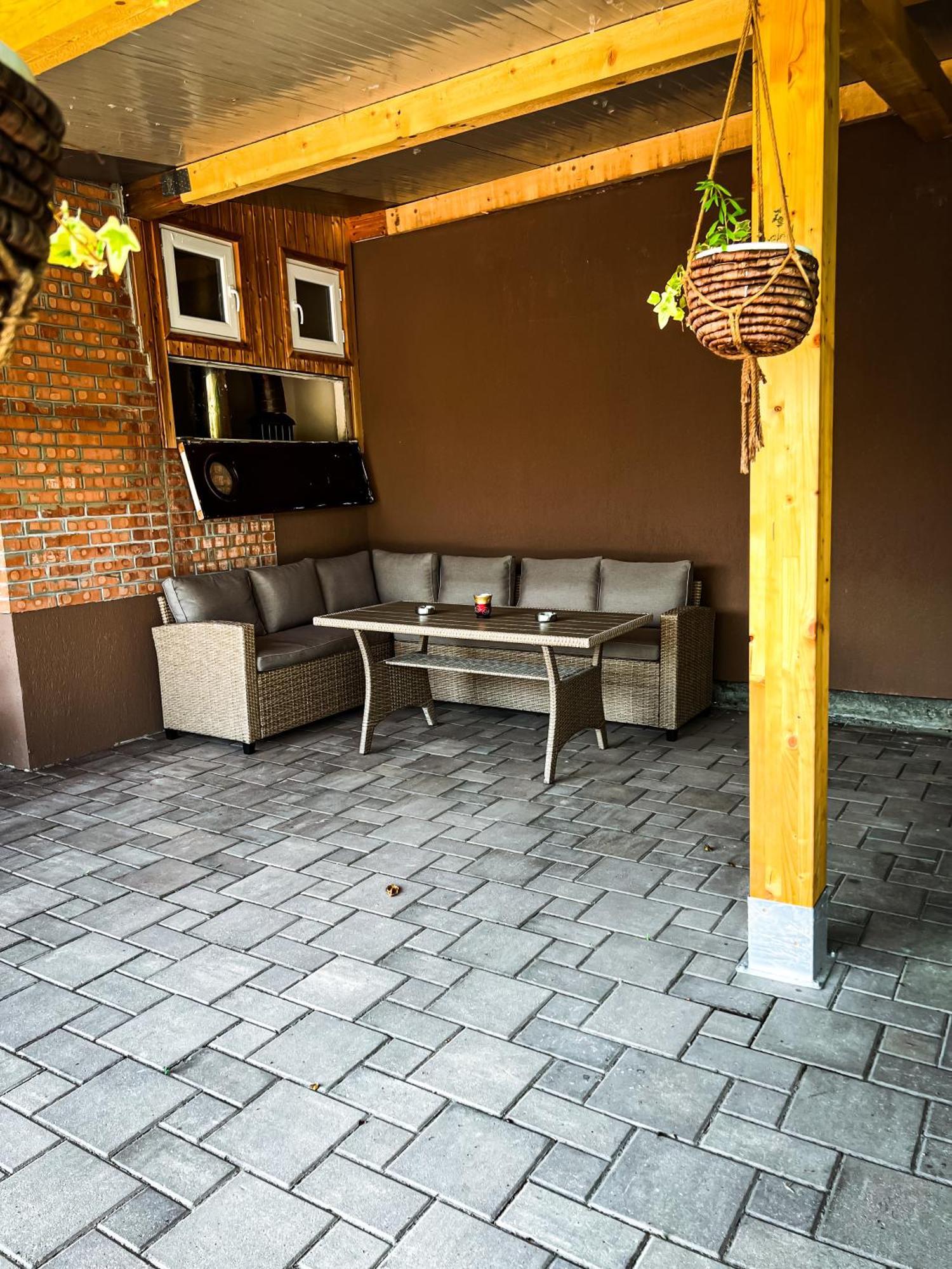 Pensiune Carpati Hunedoara Luaran gambar